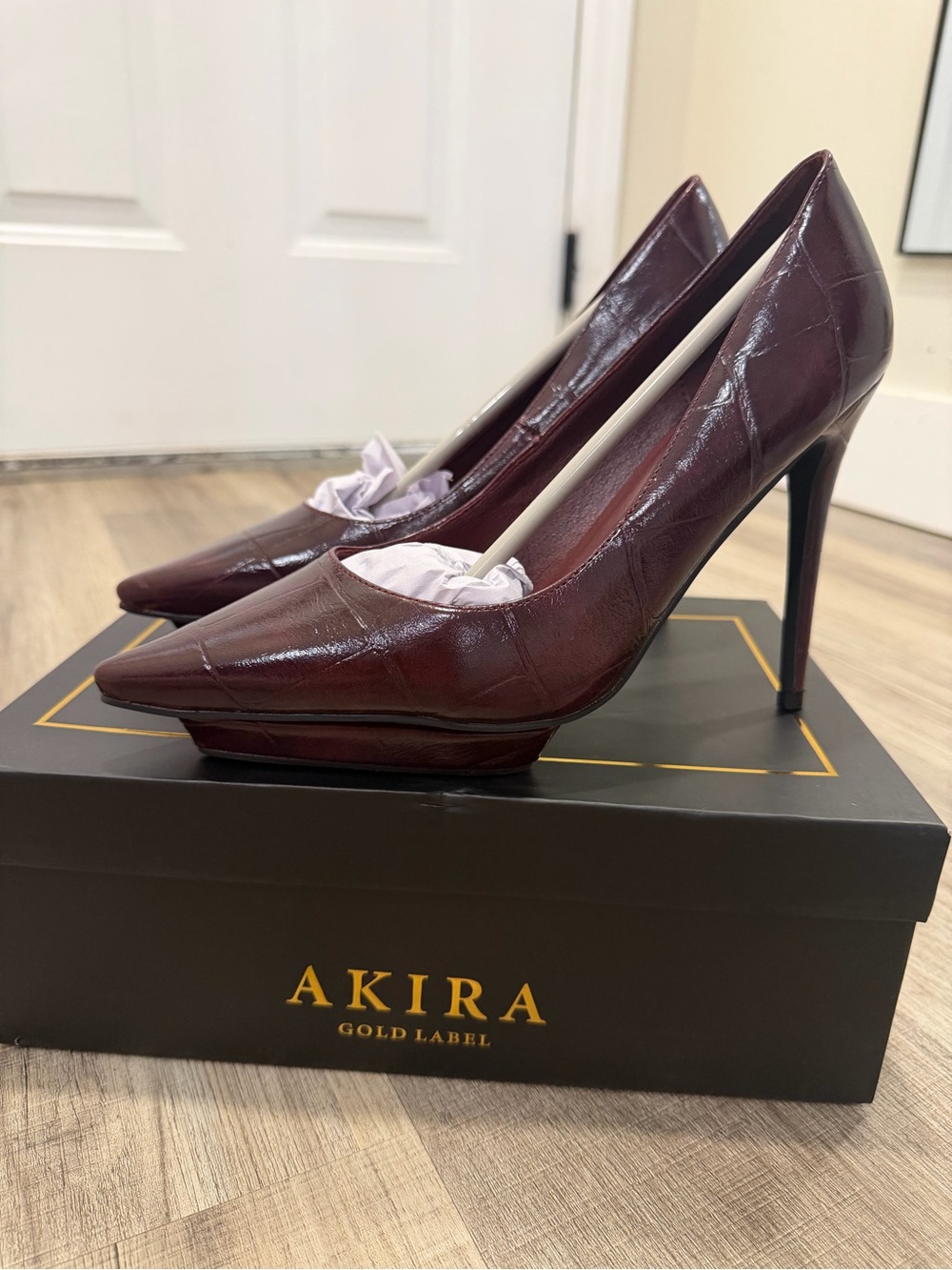AKIRA Wine Burgundy Pointed Platform Stiletto Pumps